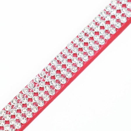 A collar with rows of 4 rows and rhinestones on a buckle, 38 x 1.5 cm, Osh 26-33, red-5