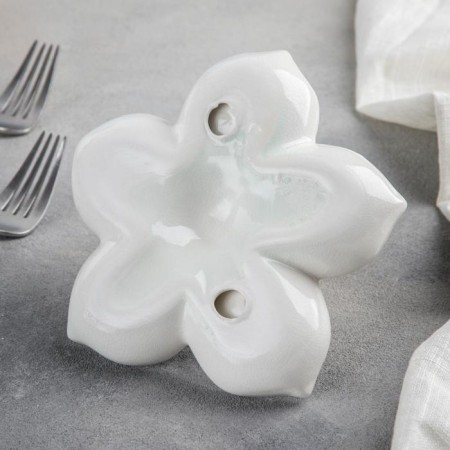 Menzhitsa ceramic 5 cells Magistro "Dove", 15.5 × 6.5, white color with gold-2