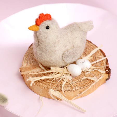 Easter decor "Kurochka" 8 × 8 × 7 cm-1