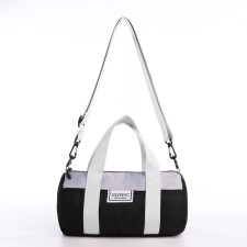 Youth bag with zipper, black color