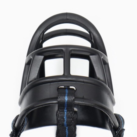 Dog muzzle No. 3 with a tripartite strap, rubber, DN 8 cm, ohm 28 cm, black-7