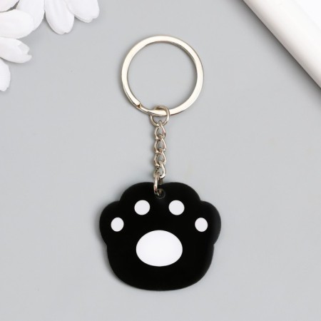 Acrylic key "Black paw" 4x4.5 cm