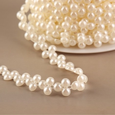 Pearls on threads, flat, 10 mm, 9 ± 1 m, white color-1