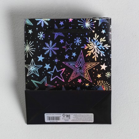The holographic vertical package “Magic New Year”, S 12 x 15 x 5.5 cm, New Year-3