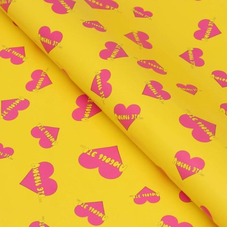 A set of glossy paper, "love is..." yellow, 3 sheets, 70 x 100 cm-4