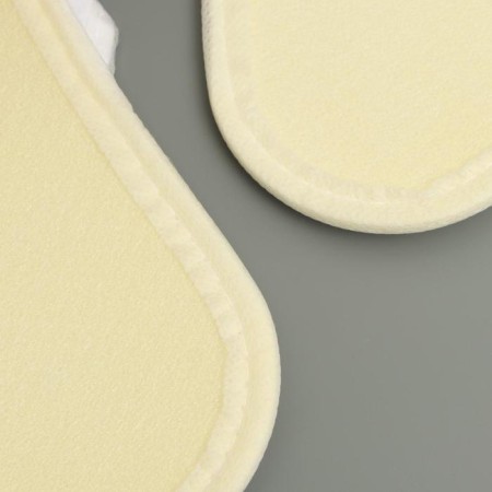 Disposable slippers, fleece, white, closed cape, size 42-5