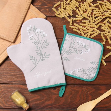 Set of kitchen shares Live is good: mittens 20x28 cm, take a severity 17x17 cm, 35% cotton, 65% p/e
