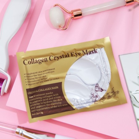 Hydrogel patches for the eyes of Collagen Crystal, transparent