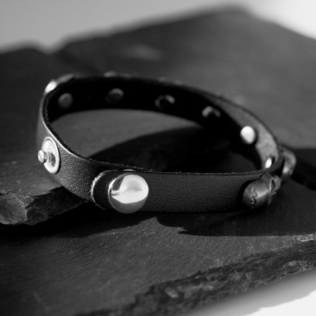Bracelet Leather "Skull" row, black color with black silver, 22 cm-1