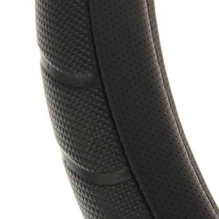 Braid on the steering wheel Lavita, size L, black, PVC-1