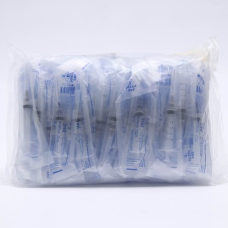 Syringe 5.0 ml China 3-component with a 22G beaging needle-1