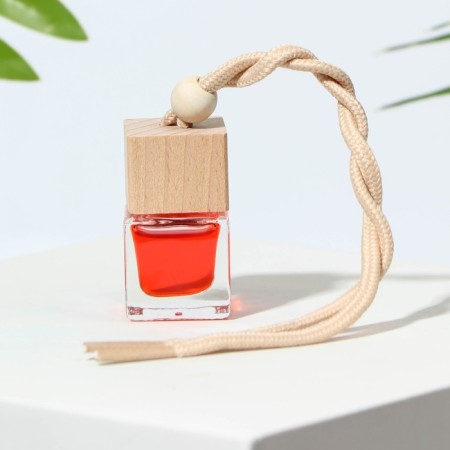 The flavor suspended in the bottle size XXL "Strawberry Boom", 10ml-1