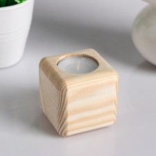 Square wooden candlestick 