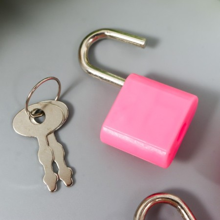 Lacking with a key for the casket metal, plastic set 5 pcs C286 3.1x1.9 cm-1