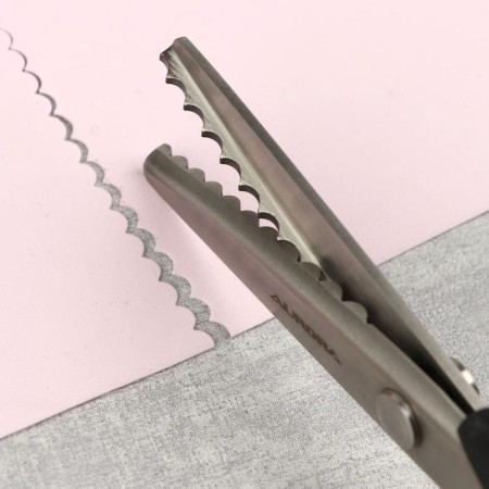 Scissors "Wave", 9 ", 23 cm, step - 7 mm, black/red color-4