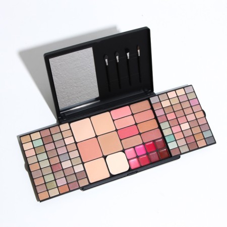Professional set for makeup (eyelid shadows, proofreaders, blush, lip gloss)-2