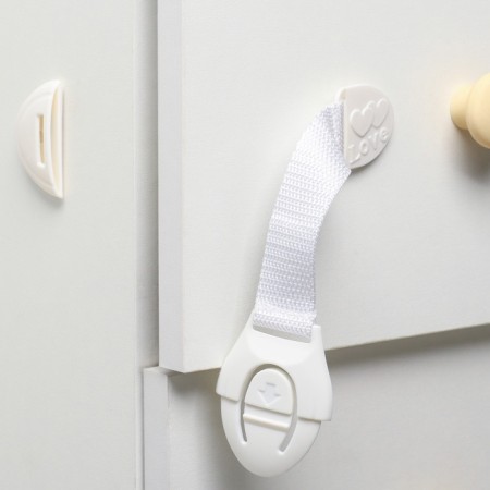 A set of locks for doors and boxes, fabric, universal, 18 cm, 4 pcs., White color, crumb I-10