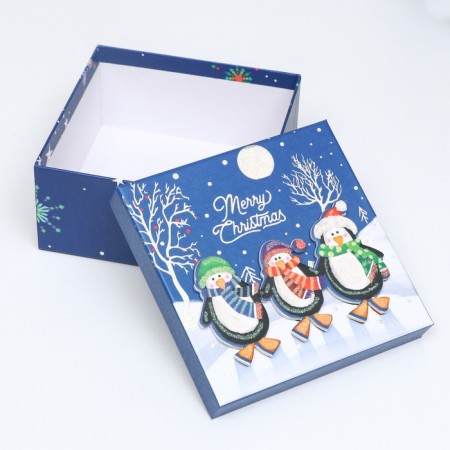 A set of boxes 3 in 1 15.5x15.5x7.5 - 18x18x8.5 - 20x20x9.5 cm.-2
