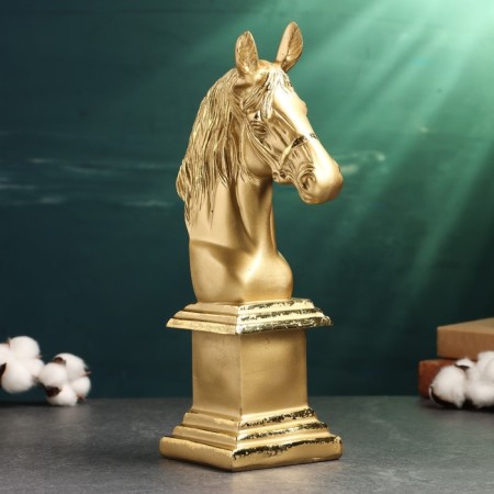 The pedestal "Horse head" 33x10x18cm-1
