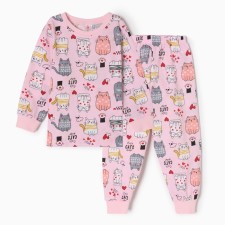 Pajamas for the girl 