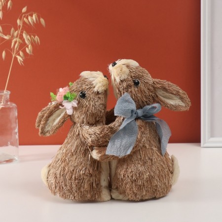 The decor "Two bunnies are hugged" 12x24x25 cm