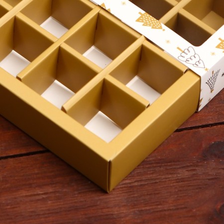 New Year. Box of 16 sweets, 17.7x17.7x3.8 cm, confectionery packaging-4