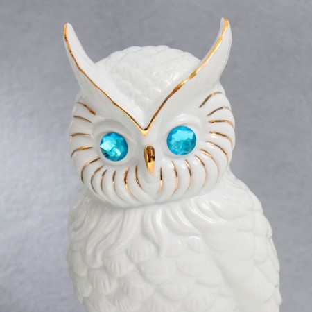 Souvenir ceramics "White Eagle owl on books" with gold 29x14.5x14 cm-4