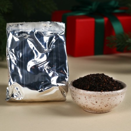 New Year! Gift set "New Year's Magic": black tea with thyme 50 g, milk chocolate 70 g.-2