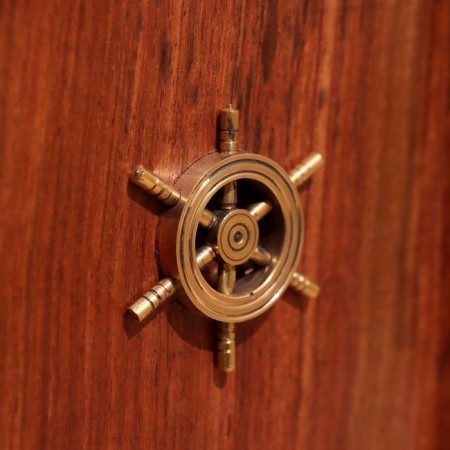 Key of the "Stupe" 18x9x30 cm, a tree shisham-5