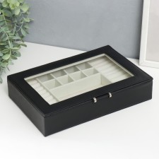 Casket to the leatherette for jewelry 