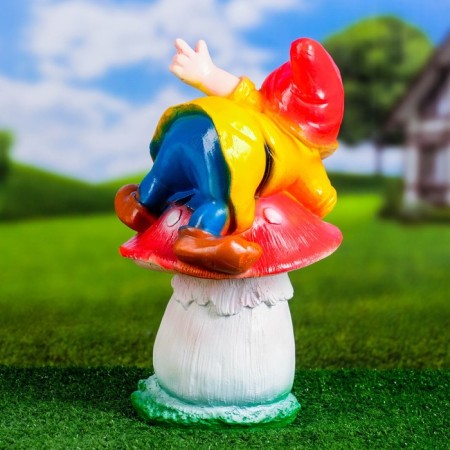Garden figure "Dwarf on fly agaric" 36x22x23cm-2