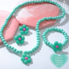 Set of children's “chosen” 3 subjects: clips, pendant, bracelet, chamomile flower, mixture