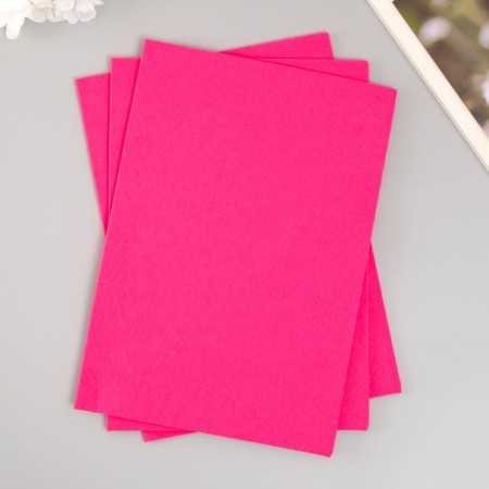 A set of soft felt "Astra" (3 pcs) bright pink, 3 mm, 400 gr. 20x30 cm-1