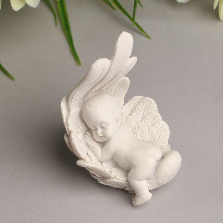 Polystone souvenir "Baby sleeping in the wing" White 8.7x6x5.5 cm