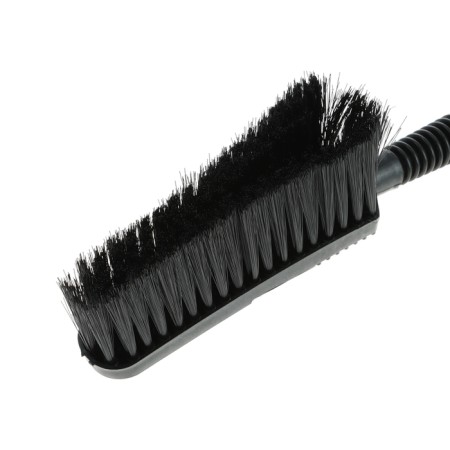 Car washing brush, under the hose-11