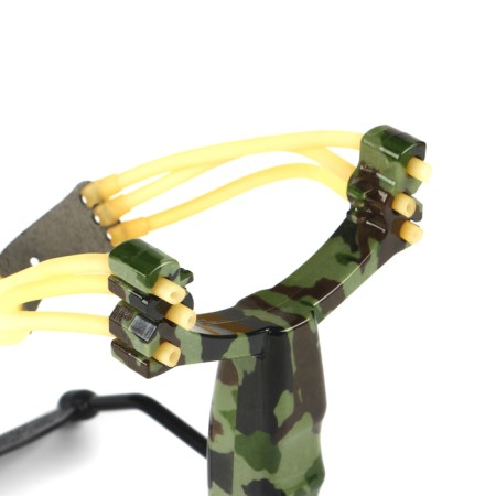 Slingshot, triple tournboat, camouflage, with emphasis, 17x10 cm-2