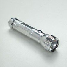 Manual battery, 2 watts, 120 lm, 1800 mAh, 8 hours of autonomous work, USB, 2 modes