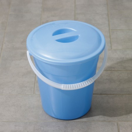 Food bucket with a lid "Euro", 8 liters, particularly resistant, mix color-1