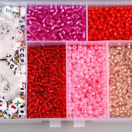 Glass 8/0 in the box "Red" beads + thread 0.8 mm 5 m 12x8.4x2.2 cm-1