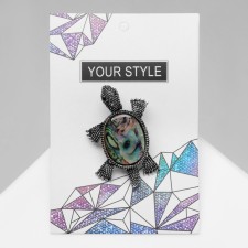 Brooch 