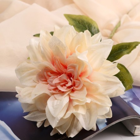 Artificial flowers "Georgin Pigmy" 11x60 cm, cream-1