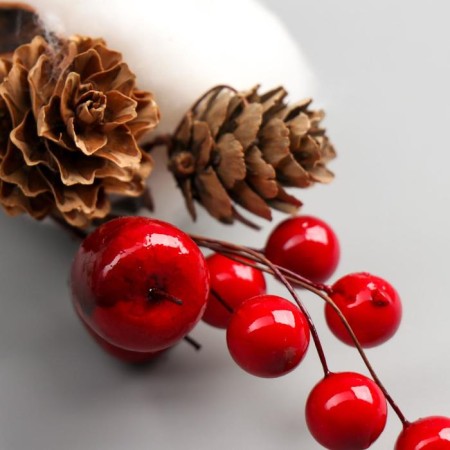 Decor for creativity "spruce branch with cones, berries and cotton" 29 cm-2