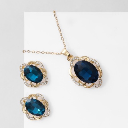 Set 2 objects: earrings, pendant "Edel" round trio, white-sea color in gold, 50 cm