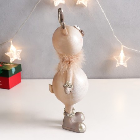 Polystone souvenir "Funny Olesha in boots with asterisk" Pooh 26x12x8 cm-1