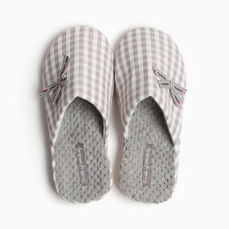 Women's slippers, size 40-1