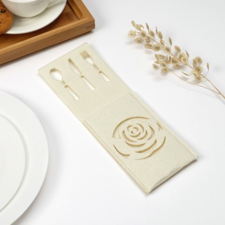 Envelope for cutlery of the share "rose" is Milk color, 9 x 25cm, 100% p/e, felt-1