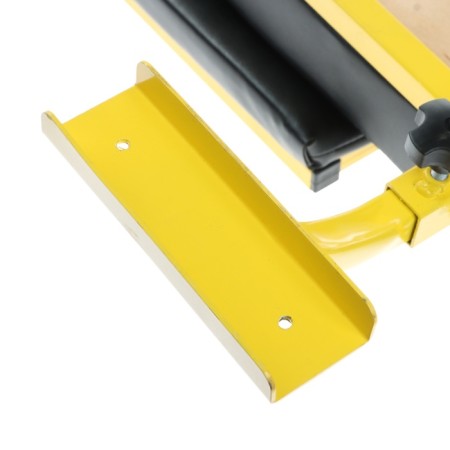 Universal seat longitudinal extrusion, with a folding back and a soft seat-6