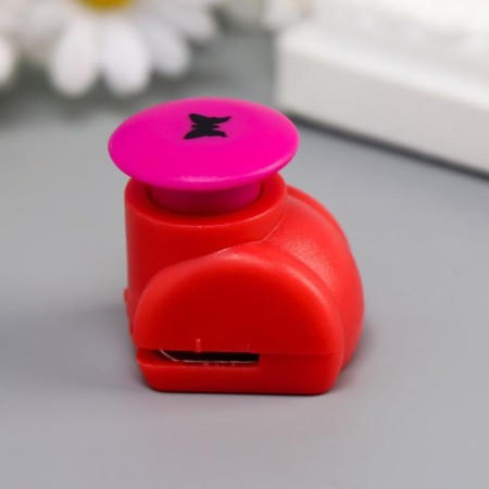 The hook -shaped button "Butterfly" d = 1 cm 4.3x4x3 cm mix-1