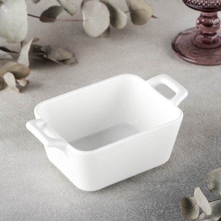 Porcelain -porcelain form Wilmax, 15 × 9.5 cm, white color