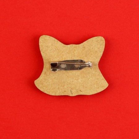The dalisman icon is wooden "Fox", 3.5 x 3.3 cm-2
